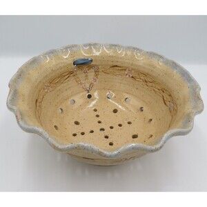 Three Rivers Pottery Vintage 1990 Decorative Hanging Colander Signed Beige/Blue